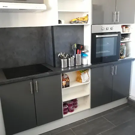 Апартаменты En Duplex Au 3ieme Etage Sans Ascenseur Йер